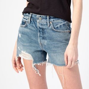 GRLFRND Helena short